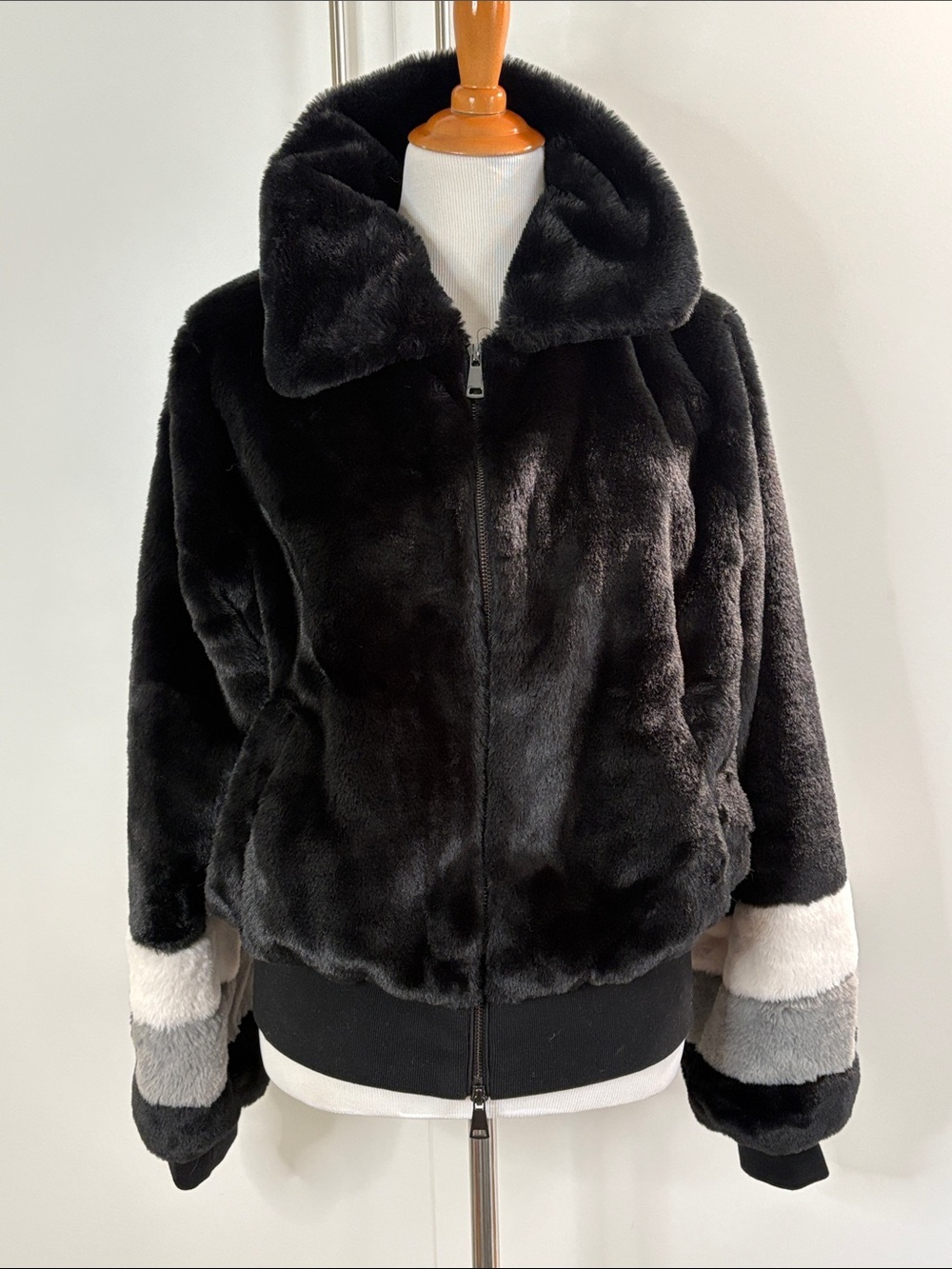 Ramy Brook Black Faux Fur Teddy Jacket with Gray & White Sleeve Stripes L